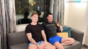 Home stud barebacked and jizzed by BF in bedroom sex