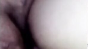 Kurt amele bembeyaz gotumu sikiyor