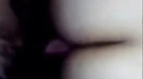 Kurt amele bembeyaz gotumu sikiyor