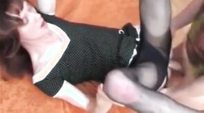 Dressing to pay the rent 04