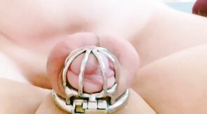 Sissygasm - cuming in chastity