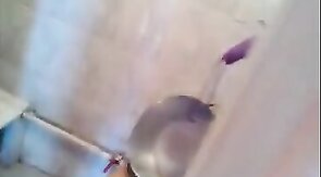 Soldado gostosinho flagrado no banho