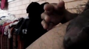 Tomou porra do dono de loja