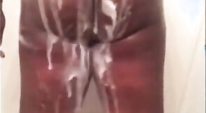 Gotta Keep That Big Fat Booty Nice And Clean