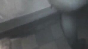 Suce la bite entiere salope