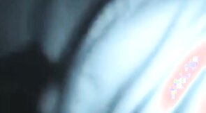 Suce la bite entiere salope