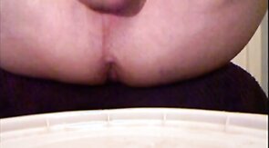 Self Fucking myself and cumming (laggy video)