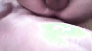 O pinto e o amigo dando trato no cliente