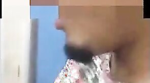 Putaria em banheirao publico