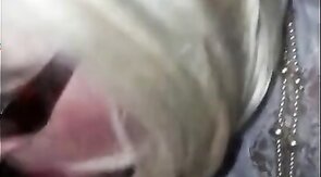 Herrenschwanz lutschen - sucking masters cock