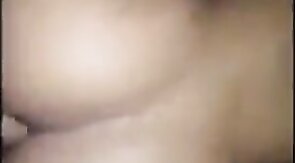 Novinho dando o cu redondinho