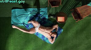 Buffed straight eager to fuck bareback