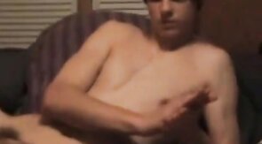 A Novara Graziano Fortina spompina un 20enne