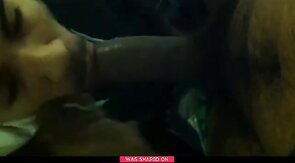 Chupando rolao no banheiro