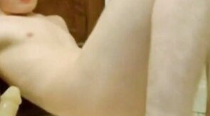 Blonds Do It Best 010