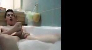 Twink jerking off in bathtub