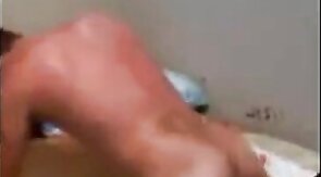 Bebeu  todas e fodeu cu do amigo gay