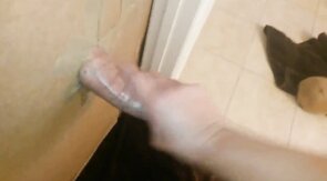 Homemade gloryhole big cock