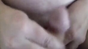 My new fuck buddy wanking our cock's together mmmmmm !