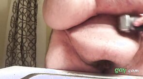 superchub ,pee and shave