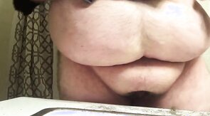 superchub ,pee and shave