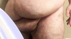 superchub ,pee and shave