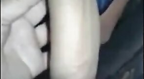 Cabeleireiro pega no pau do cliente