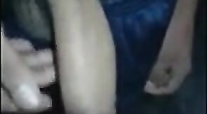 Cabeleireiro pega no pau do cliente