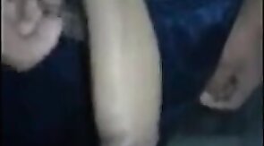 Cabeleireiro pega no pau do cliente