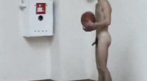 NAKED BASKETBAlL