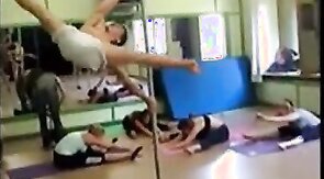 Pole-acrobat