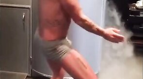 bulto Gianluca Vacchi