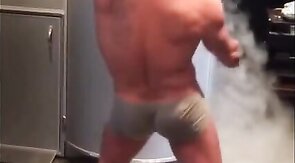 bulto Gianluca Vacchi