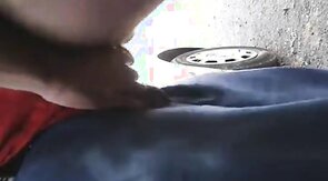 maduro me folla en aparcamiento