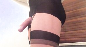 Close cock in suspender hose.