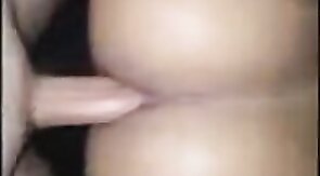 Novinho dando o cu redondinho