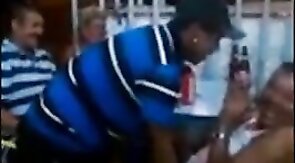 Andre pegou gay velho no boteco