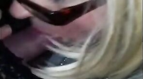 Herrenschwanz lutschen - sucking masters cock