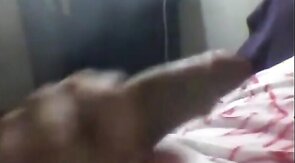 I masturbate grabandome until I leave