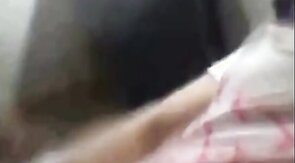 I masturbate grabandome until I leave