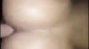 Novinho dando o cu redondinho