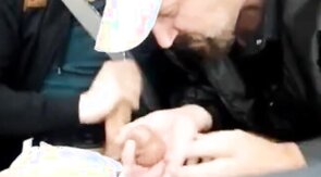 A Novara Graziano Fortina in auto spompina un 18enne