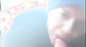 Novinho mama rolao e toma gala no carro