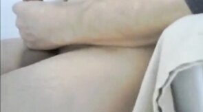 Dad wanking & cumming on cam