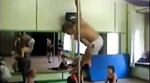 Pole-acrobat