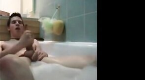 Twink jerking off in bathtub