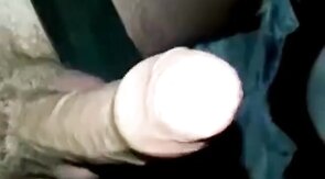 3 cervejas acabaram em sexo no banheiro do bar