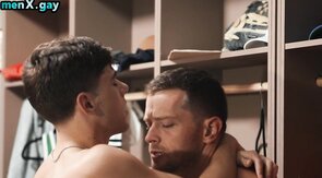 Coach jock bareback his player in doggystyle in locker