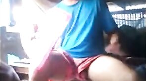 Tarado mostrando pau no barco