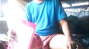 Tarado mostrando pau no barco